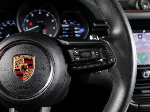 Certified 2024 Porsche Macan S AWD/4WD image 23