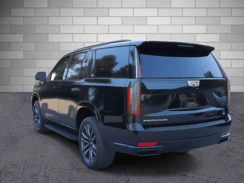 Used 2021 Cadillac Escalade Sport image 3