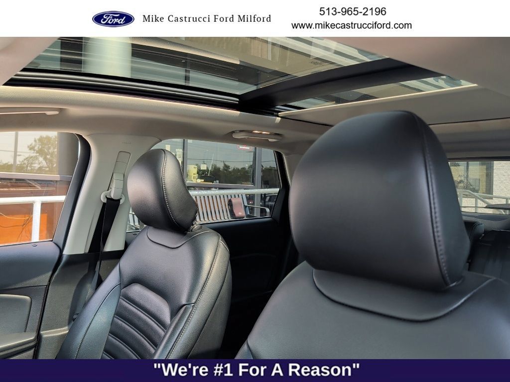 Used 2019 Ford Edge SEL w/ Equipment Group 201A AWD/4WD image 8