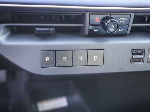 New 2026 Nissan Leaf SV+ w/ Floor Mat Package (SV+) FWD image 20