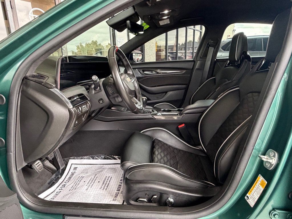Used 2025 Cadillac CT5 V Blackwing w/ Parking Package RWD image 5