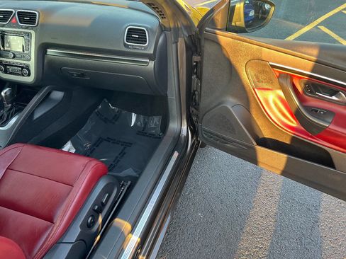 Used 2012 Volkswagen Eos Lux image 31