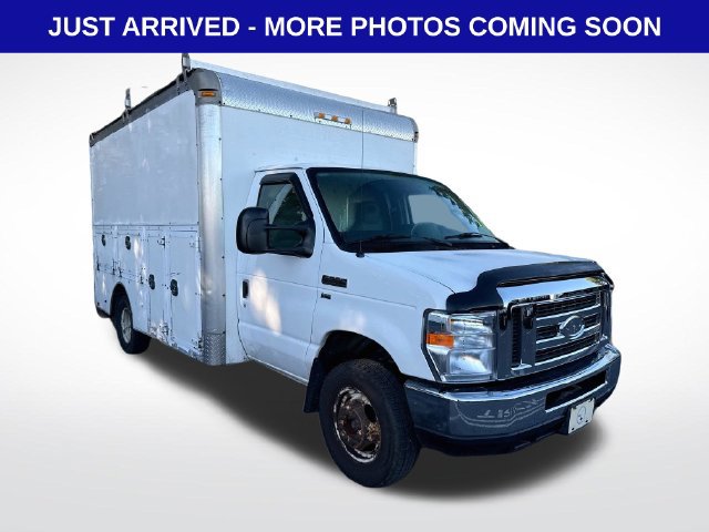 Used 2016 Ford E-350 and Econoline 350 Super Duty w/ Power Windows & Locks Group RWD image 1