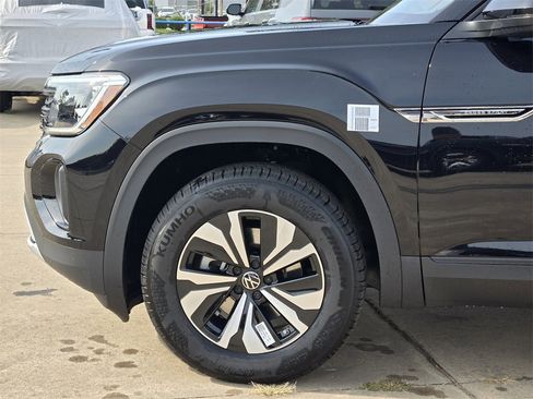 New 2026 Volkswagen Atlas Cross Sport SE image 5