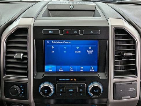 Certified 2020 Ford F150 Lariat w/ Equipment Group 502A Luxury image 31