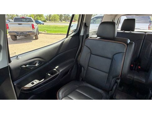 Used 2023 GMC Sierra 1500 AT4 image 23