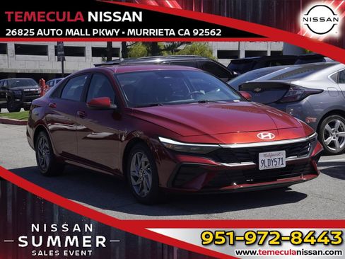 Used 2024 Hyundai Elantra SEL FWD image 1