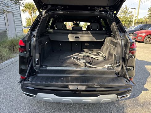 Used 2025 BMW X5 xDrive50e w/ Parking Assistance Package image 7