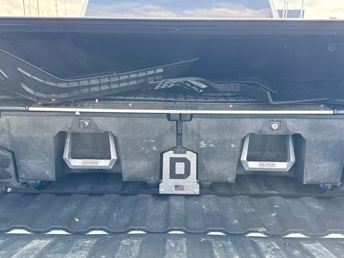 Used 2023 GMC Sierra 3500 AT4 image 12