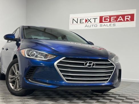Used 2017 Hyundai Elantra SE FWD image 4
