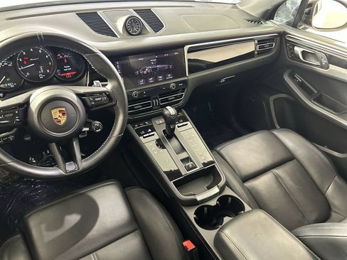 Used 2023 Porsche Macan Turbo AWD/4WD image 24