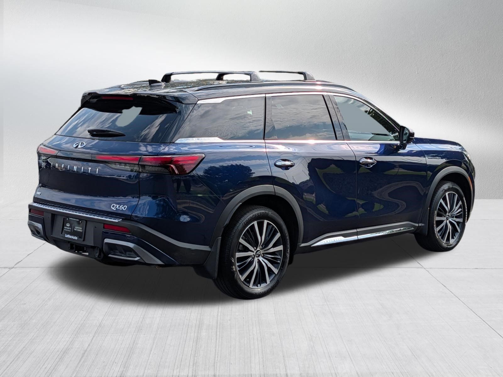Certified 2025 INFINITI QX60 Autograph w/ Cargo Package AWD/4WD image 7