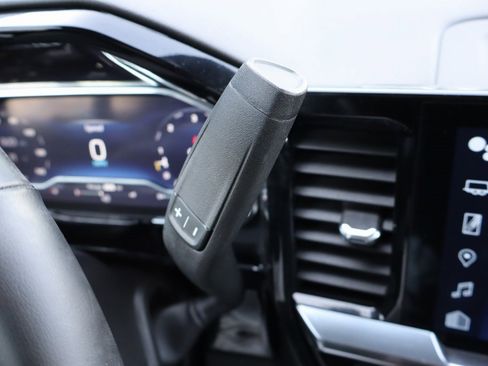 Used 2023 Chevrolet Silverado 1500 RST w/ Z71 Off-Road Package image 7