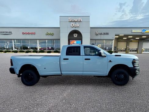 New 2026 RAM 3500 Tradesman AWD/4WD image 2