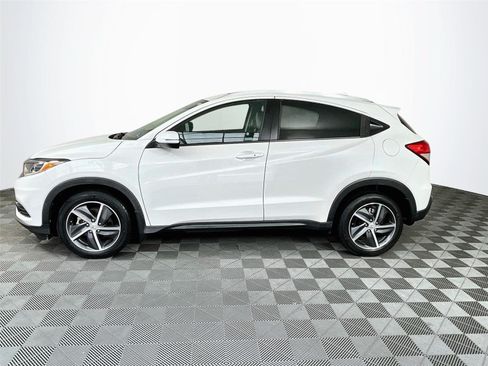 Used 2021 Honda HR-V EX image 4