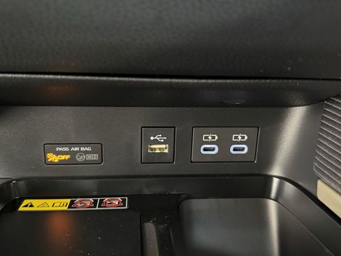 New 2026 Toyota Camry SE image 3