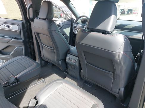 New 2026 Ford Explorer ST-Line w/ ST-Line Street Pack RWD image 12