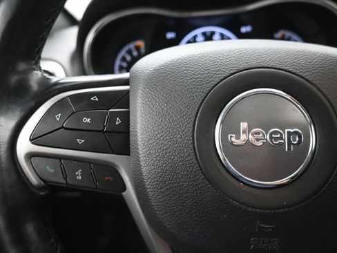 Used 2019 Jeep Grand Cherokee Limited AWD/4WD image 27