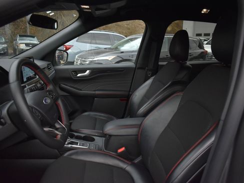 Used 2025 Ford Escape ST-Line Select image 14