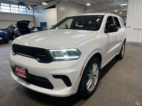 Used 2025 Dodge Durango GT AWD/4WD image 7