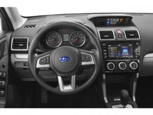 Used 2018 Subaru Forester 2.5i Premium w/ All-Weather Package AWD/4WD image 10