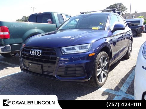 Used 2019 Audi Q5 2.0T Premium Plus w/ Premium Plus Package AWD/4WD image 3