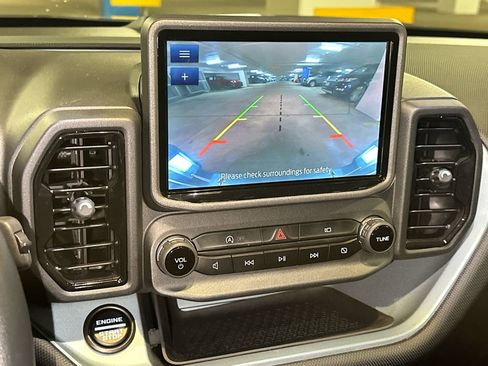 Used 2023 Ford Bronco Sport Badlands image 23