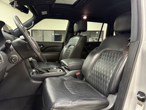 Used 2023 INFINITI QX80 Sensory w/ All-Season Package RWD image 12