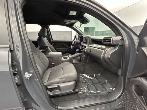 Used 2024 Toyota Tacoma SR5 RWD image 17