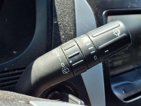 Used 2014 Ford Explorer XLT w/ Equipment Group 202A FWD image 21