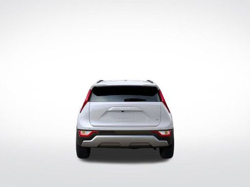 Used 2024 Kia Niro EX Touring FWD image 6