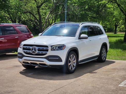Used 2021 Mercedes-Benz GLS 450 4MATIC image 3