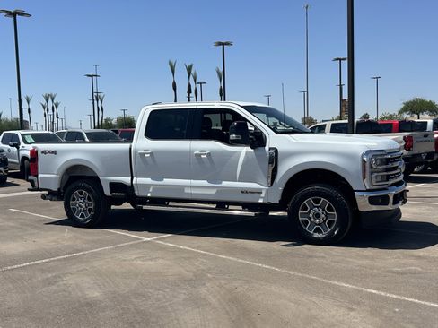 Used 2025 Ford F250 Lariat AWD/4WD image 7