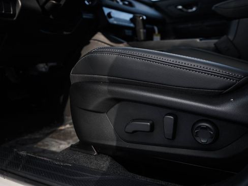 New 2026 Subaru Outback Touring XT image 18