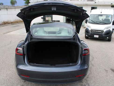 Used 2022 Tesla Model 3 Long Range AWD/4WD image 11