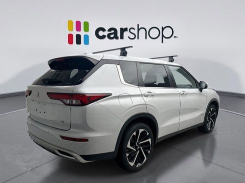 Used 2023 Mitsubishi Outlander SE AWD/4WD image 5