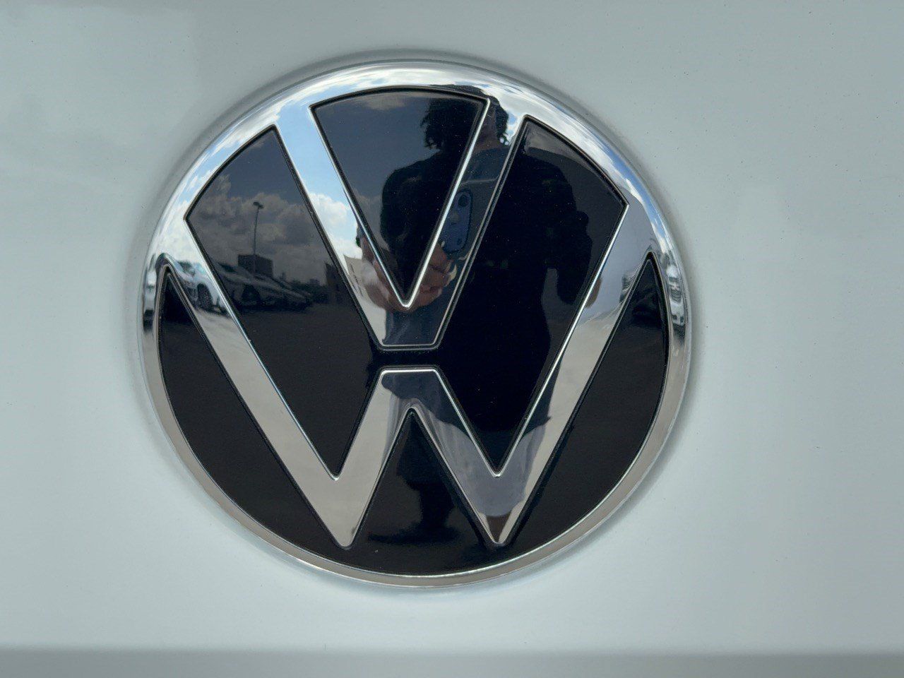 Used 2023 Volkswagen Taos SE FWD image 32