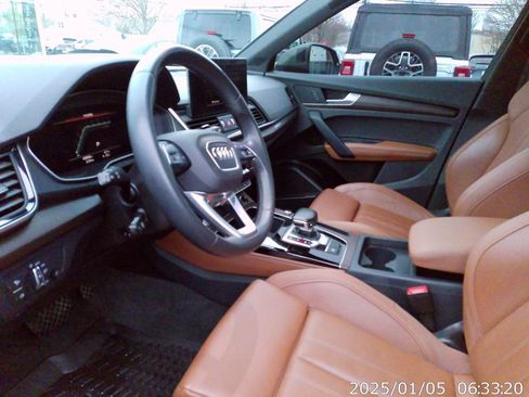 Certified 2023 Audi Q5 2.0T Premium Plus w/ Premium Plus Package image 21