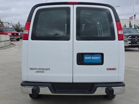 Used 2024 GMC Savana 2500 w/ Driver Convenience Package RWD image 4