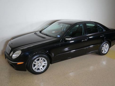 Used 2006 Mercedes-Benz E 350 Sedan image 35