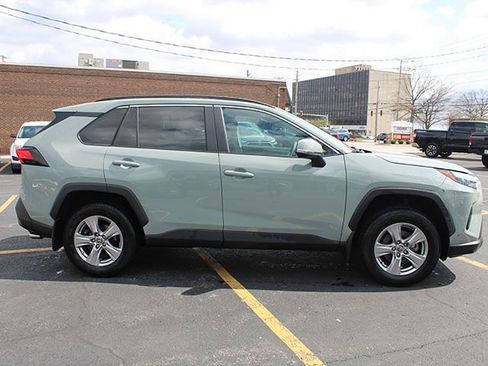 Used 2023 Toyota RAV4 XLE w/ Convenience Package image 5