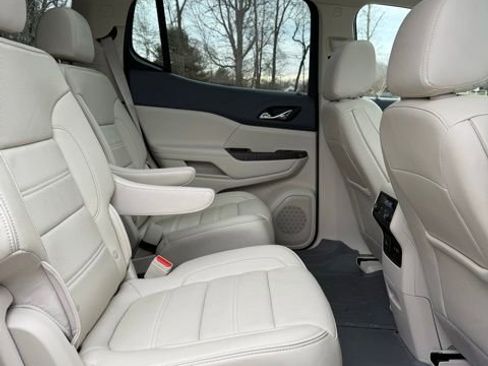 Used 2023 GMC Acadia Denali w/ Denali Ultimate Package image 23