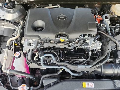 Used 2025 Toyota Camry SE w/ Convenience Package FWD image 24