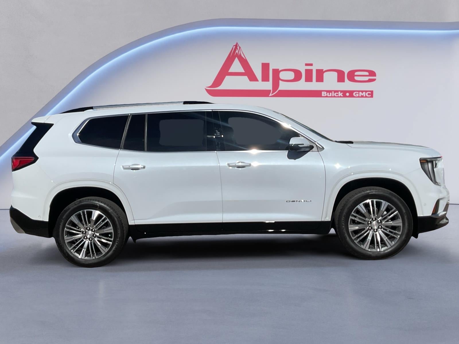 Used 2027 GMC Acadia Denali AWD/4WD image 6
