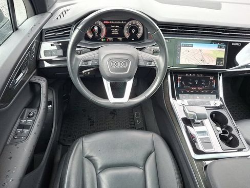 Used 2021 Audi Q7 3.0T Premium Plus w/ Premium Plus Package AWD/4WD image 12