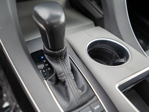 Used 2021 Toyota Avalon Limited w/ Advanced Safety Package AWD/4WD image 23
