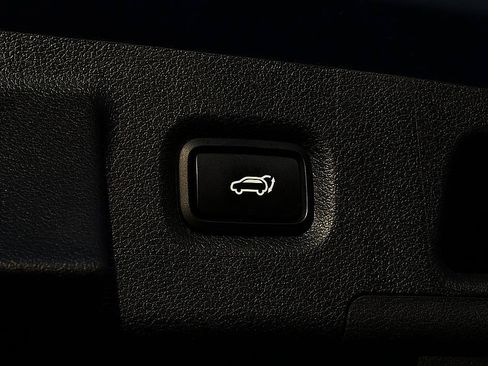 Used 2023 Hyundai Santa Fe SEL w/ Premium Package FWD image 30