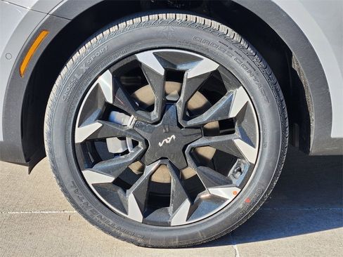 New 2026 Kia Sorento SX image 8