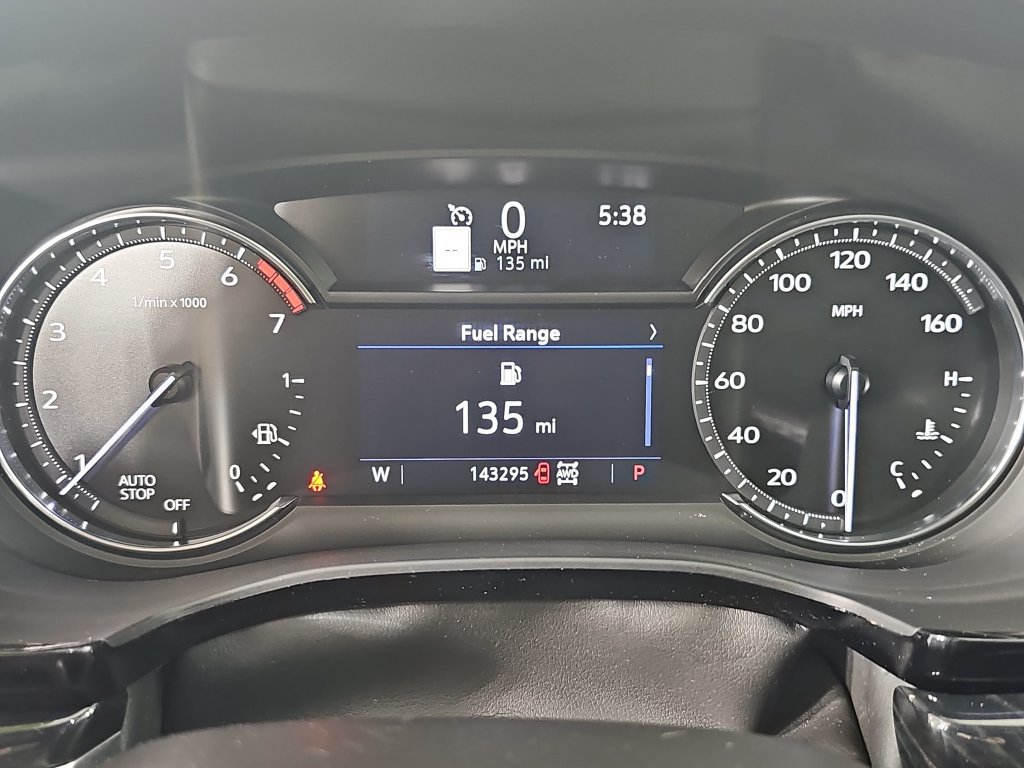 Used 2020 Cadillac XT6 Premium Luxury AWD/4WD image 26