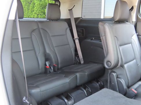 Used 2019 GMC Acadia SLT AWD/4WD image 30